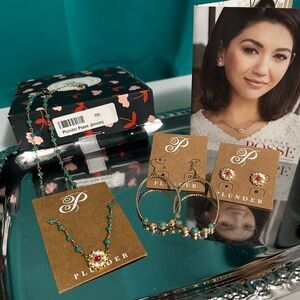 PLUNDER “POSSE” SET JEWELRY - BRAND NEW in the box!